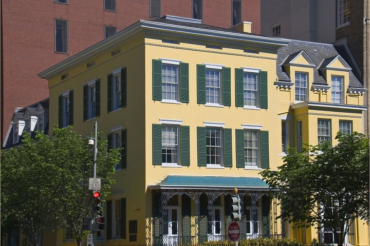 Self-Guided Scavenger Hunt: The Ghost Hunt of Washington D.C. - Photo 1 of 5